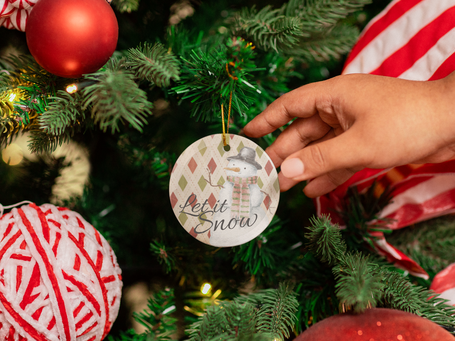 Tree Ornaments & Holiday Décor